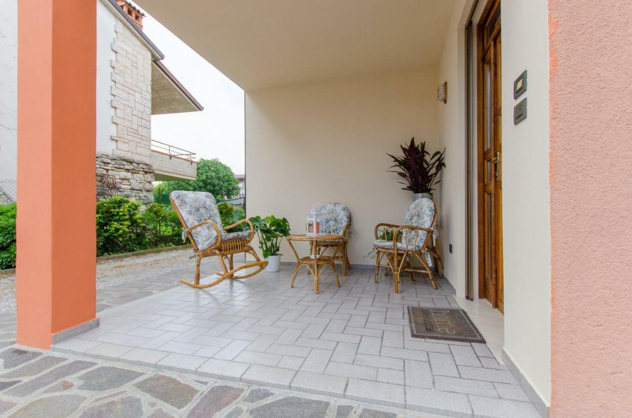 Casa Marisa Apartment Sirmione Bagian luar foto