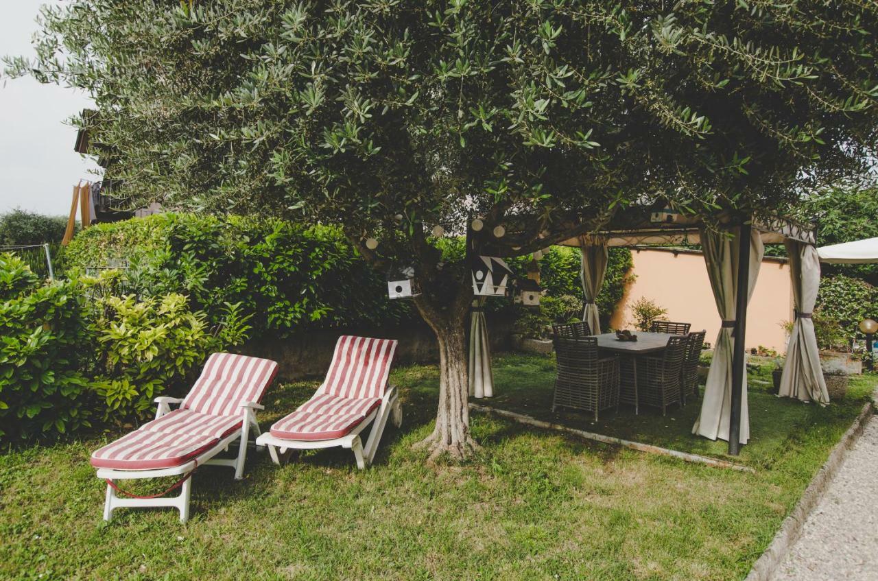 Casa Marisa Apartment Sirmione Bagian luar foto