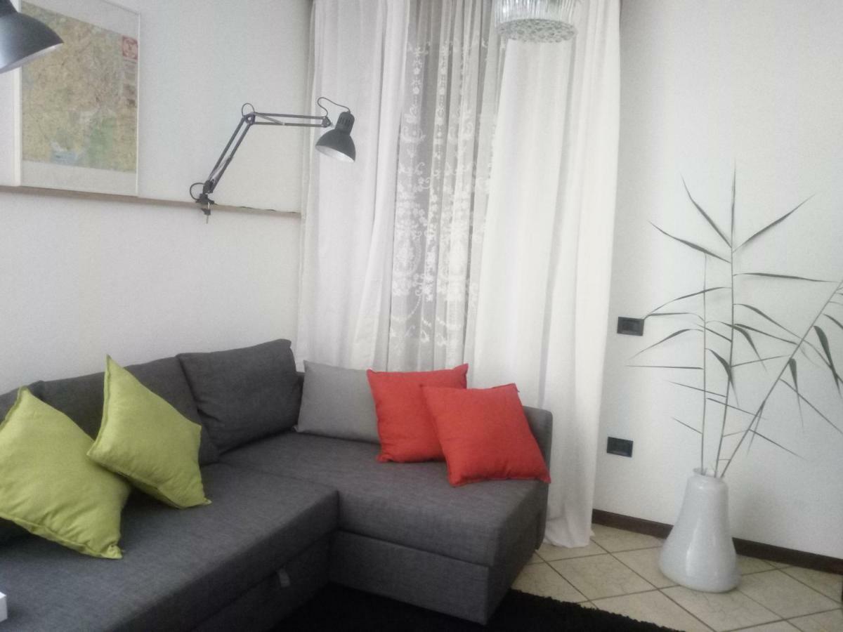 Casa Marisa Apartment Sirmione Bagian luar foto